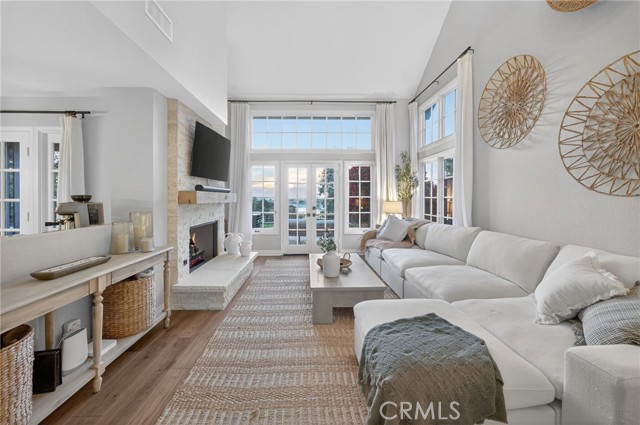 Detail Gallery Image 20 of 69 For 964 S Rim Crest, Anaheim,  CA 92807 - 2 Beds | 2/1 Baths