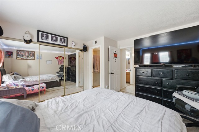 5036 Claro Way, Palmdale, CA 93551 photo 17