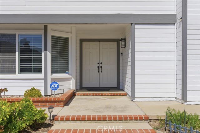 Image 2 of 33 For 14 Dry Creek