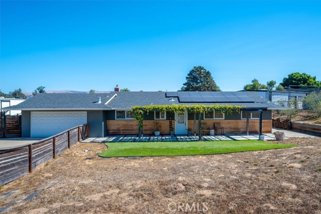 Detail Gallery Image 1 of 1 For 981 Primavera Ln, Nipomo,  CA 93444 - 3 Beds | 2 Baths