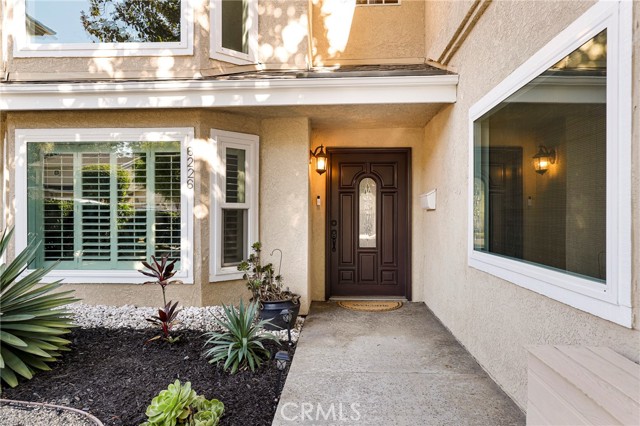 Detail Gallery Image 3 of 49 For 6226 Mammoth Ave, Van Nuys,  CA 91401 - 4 Beds | 3/1 Baths