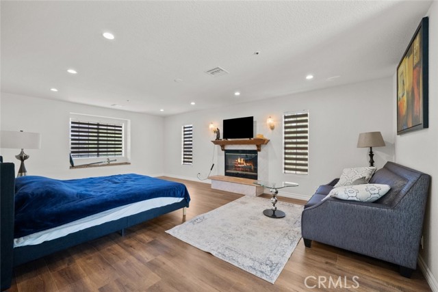 Detail Gallery Image 17 of 41 For 31373 Angeles Forest, Palmdale,  CA 93550 - 4 Beds | 3 Baths