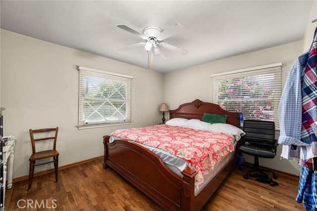 1830 E Victoria Avenue, San Bernardino CA: https://media.crmls.org/medias/0accff25-a483-4988-8c30-128091a14be4.jpg