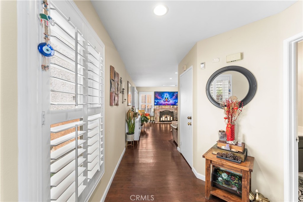 MLS #SR25224340 image #2