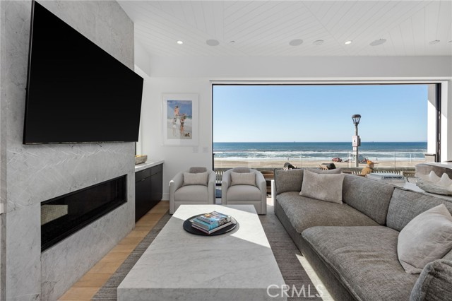 Detail Gallery Image 41 of 53 For 2200 the Strand a,  Manhattan Beach,  CA 90266 - 2 Beds | 2 Baths