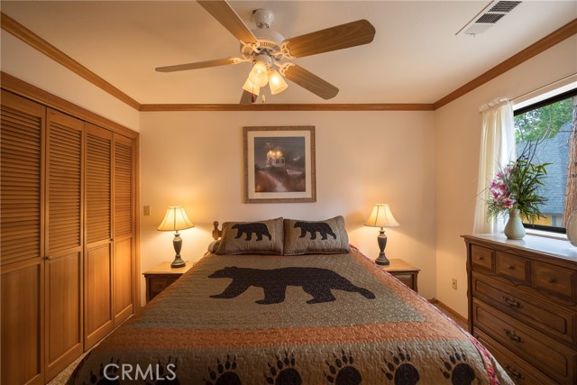 Detail Gallery Image 26 of 35 For 414 Pioneer Rd, Lake Arrowhead,  CA 92352 - 4 Beds | 2 Baths
