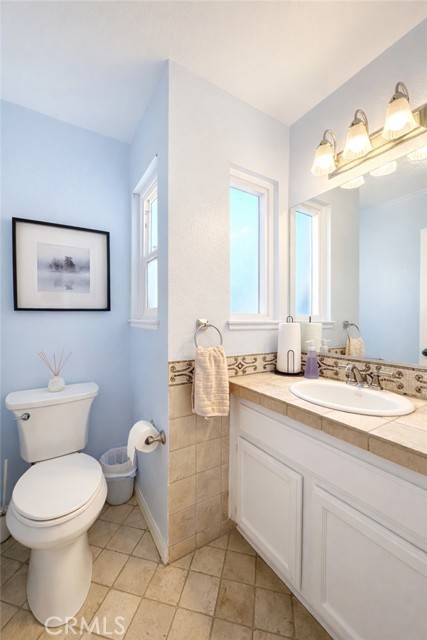 Detail Gallery Image 18 of 23 For 1205 Stratford Ln, San Dimas,  CA 91773 - 4 Beds | 2/1 Baths