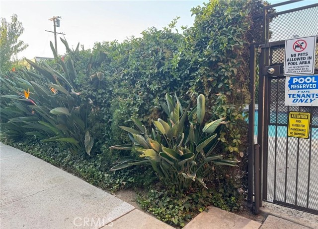 Detail Gallery Image 25 of 27 For 7301 Lennox Ave #D10,  Van Nuys,  CA 91405 - 2 Beds | 1/1 Baths