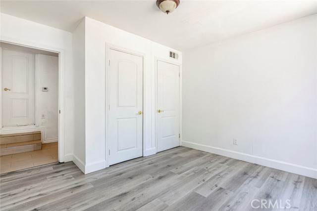 10058 Sunland Boulevard, Sunland CA: https://media.crmls.org/medias/0acfc03c-ed18-46e2-b2d8-9f2aa040b4b9.jpg