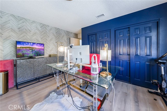 Detail Gallery Image 12 of 25 For 21501 Pioneer #3,  Lakewood,  CA 90715 - 2 Beds | 2 Baths