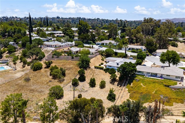 1517 Pamela Crest, Redlands CA: https://media.crmls.org/medias/0ad001b0-14cd-4d76-a004-e68244d67d4a.jpg