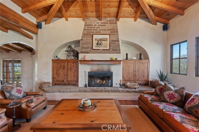 Detail Gallery Image 10 of 45 For 4600 Tims Rd, Santa Ynez,  CA 93460 - 3 Beds | 2/1 Baths