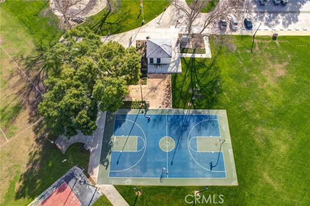 Detail Gallery Image 11 of 16 For 3314 W 5th, Santa Ana,  CA 92703 - – Beds | – Baths