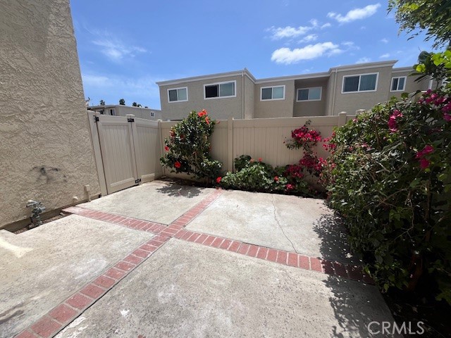 45 Golden Glen Street, Irvine CA: https://media.crmls.org/medias/0ad2f4cc-830c-4464-8176-0c798fc56054.jpg
