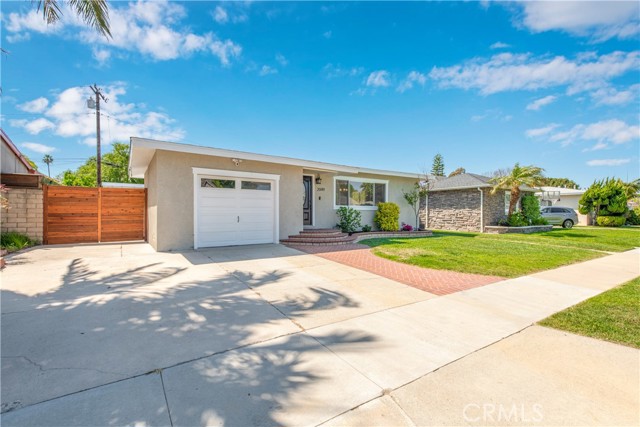Image 3 for 2049 Carfax Ave, Long Beach, CA 90815