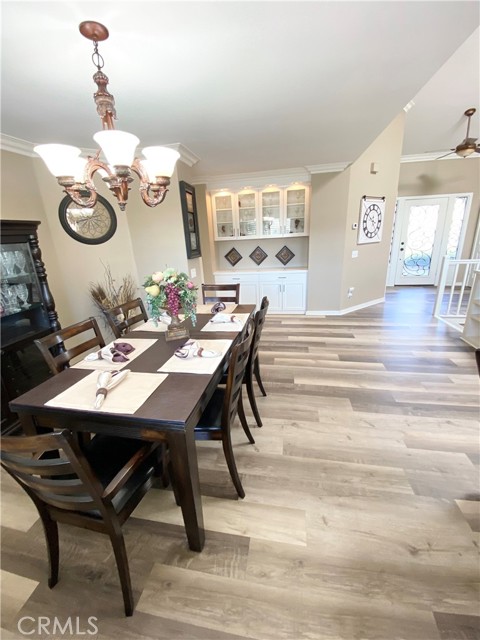 Detail Gallery Image 4 of 48 For 22761 Granite Dome, Canyon Lake,  CA 92587 - 3 Beds | 2/1 Baths