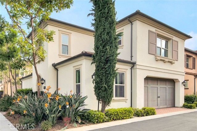 34 Somerton, Irvine CA: https://media.crmls.org/medias/0ad446c3-b4fd-426e-aa4b-1b917a3e072b.jpg