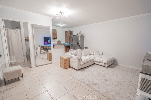 Detail Gallery Image 11 of 42 For 15543 Dearborn, North Hills,  CA 91343 - 4 Beds | 2 Baths