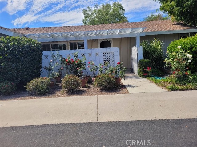 Front Image Thumbnail for CROC26032088