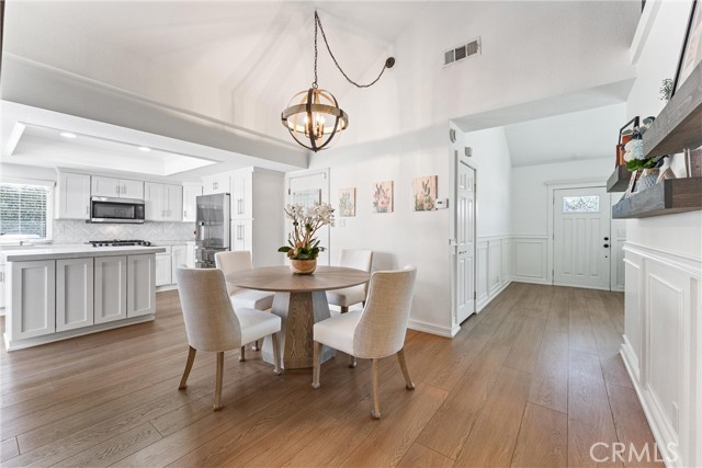 7880 E Samantha Circle, Anaheim CA: https://media.crmls.org/medias/0ad5f412-13e7-466e-8ee0-5f714b9f9d46.jpg