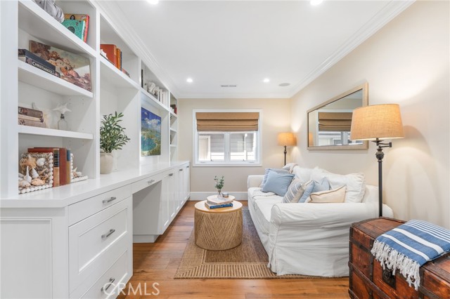 Detail Gallery Image 24 of 37 For 220 Coral, Newport Beach,  CA 92662 - 3 Beds | 3/1 Baths