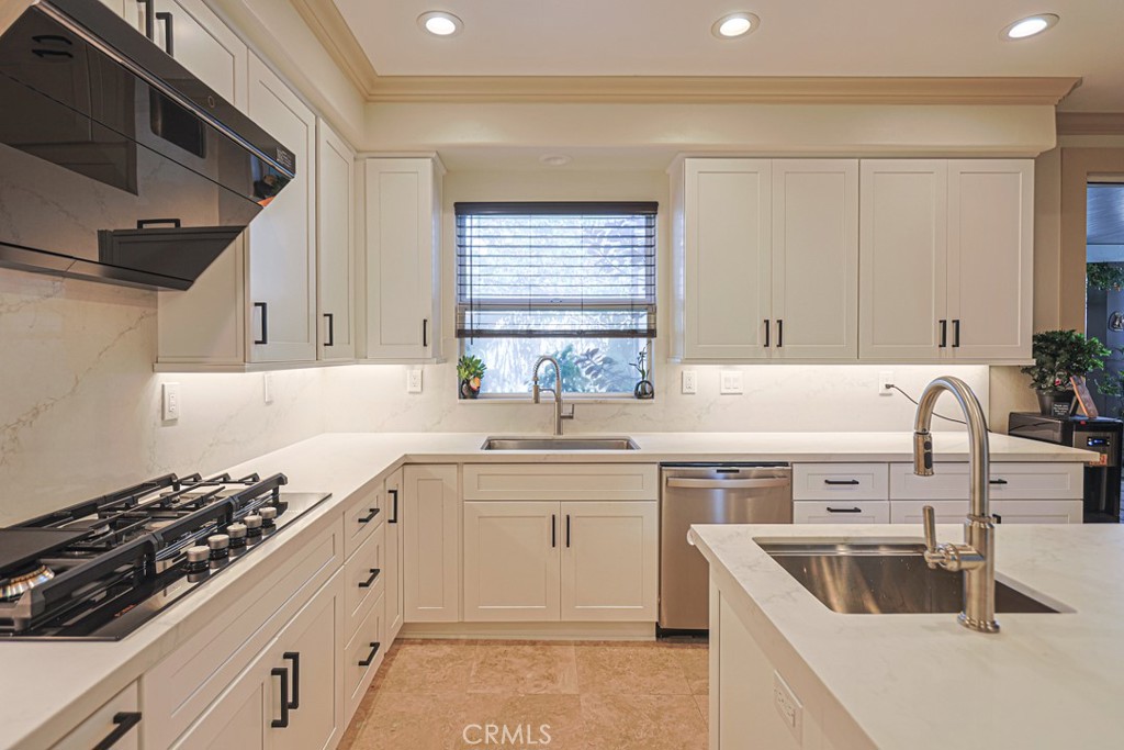 MLS #OC26140754 image #38