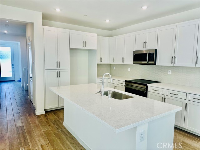 Detail Gallery Image 6 of 32 For 3210 S Jasper Paseo, Ontario,  CA 91761 - 3 Beds | 2/1 Baths