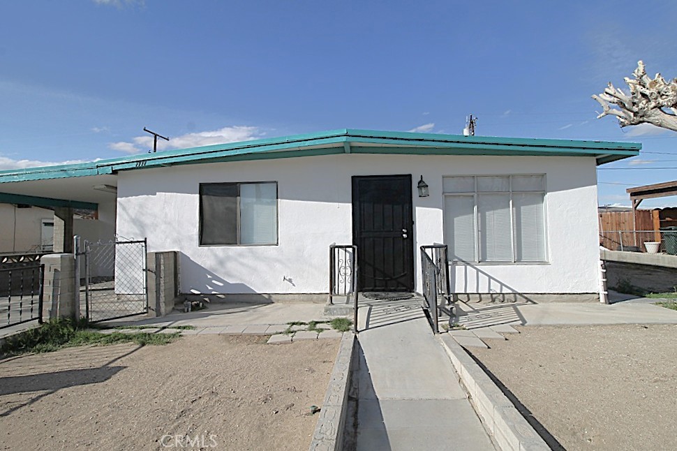 1111 Taos Drive
