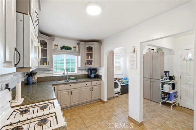 Detail Gallery Image 11 of 21 For 2652 109th, Lynwood,  CA 90262 - 2 Beds | 1 Baths