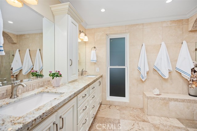 Detail Gallery Image 24 of 52 For 5249 Duenas, Laguna Woods,  CA 92637 - 2 Beds | 2 Baths