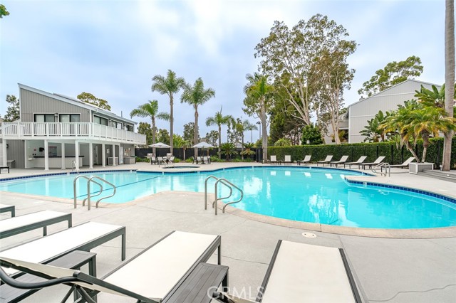 Detail Gallery Image 26 of 28 For 12 Barlovento Ct, Newport Beach,  CA 92663 - 2 Beds | 2 Baths