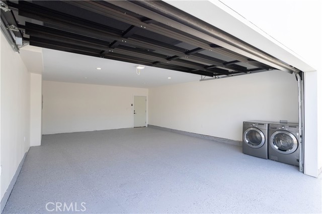 Detail Gallery Image 29 of 53 For 20133 Superior St, Chatsworth,  CA 91311 - 4 Beds | 3 Baths