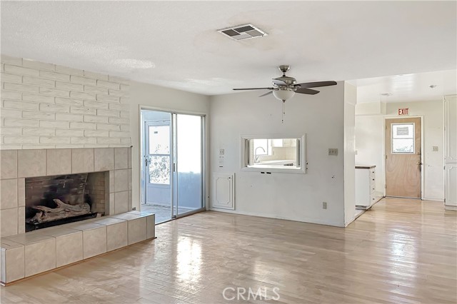 Detail Gallery Image 6 of 36 For 25010 Lawton Ave, Loma Linda,  CA 92354 - 3 Beds | 3/1 Baths