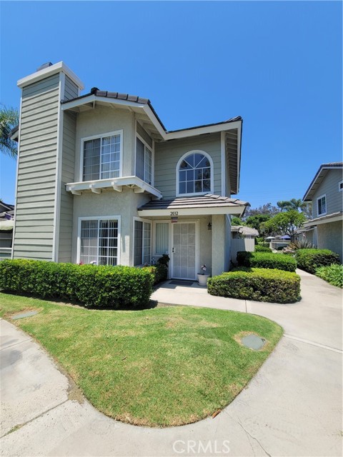 Detail Gallery Image 1 of 1 For 2032 W Lafayette Dr #4,  Anaheim,  CA 92801 - 2 Beds | 2/1 Baths