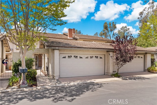 6511 E Circulo Dali, Anaheim Hills CA: https://media.crmls.org/medias/0adc4776-70a7-4289-bae1-9ff76aa3bef8.jpg