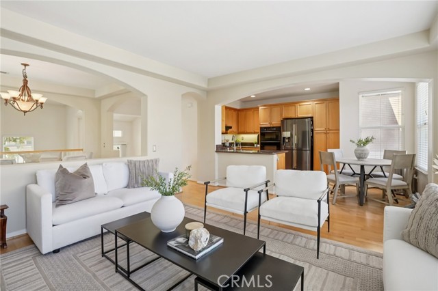 Detail Gallery Image 10 of 50 For 2889 Plaza Del Amo #405,  Torrance,  CA 90503 - 3 Beds | 2/1 Baths