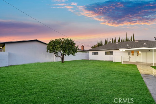8547 Tampa Avenue, Northridge CA: https://media.crmls.org/medias/0add4198-8a4a-43db-9d10-ae8624751a00.jpg
