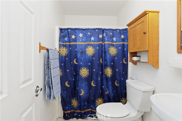 Detail Gallery Image 17 of 43 For 2097 Santa Barbara, Corona,  CA 92882 - 4 Beds | 2 Baths