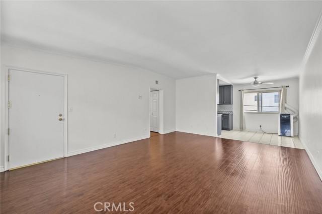 Detail Gallery Image 6 of 34 For 8710 Belford Ave 215b,  Los Angeles,  CA 90045 - 2 Beds | 2 Baths