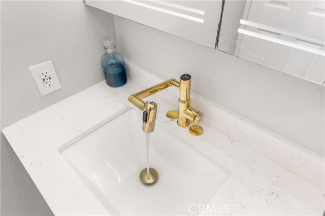 Detail Gallery Image 31 of 53 For 430 E Spruce #65,  Inglewood,  CA 90301 - 2 Beds | 2/1 Baths