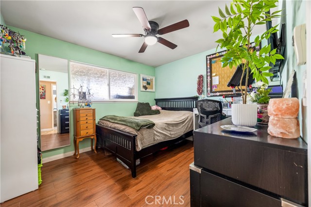 Detail Gallery Image 11 of 16 For 4901 Siesta Dr, Oceanside,  CA 92057 - 3 Beds | 2 Baths