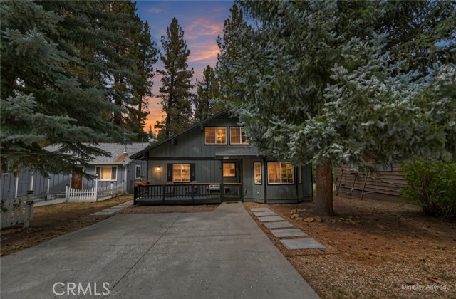 42824 Cedar Avenue, Big Bear Lake, CA 92315