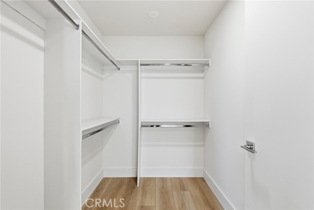 Detail Gallery Image 9 of 16 For 12078 Guerin St #408,  Studio City,  CA 91604 - 3 Beds | 2 Baths