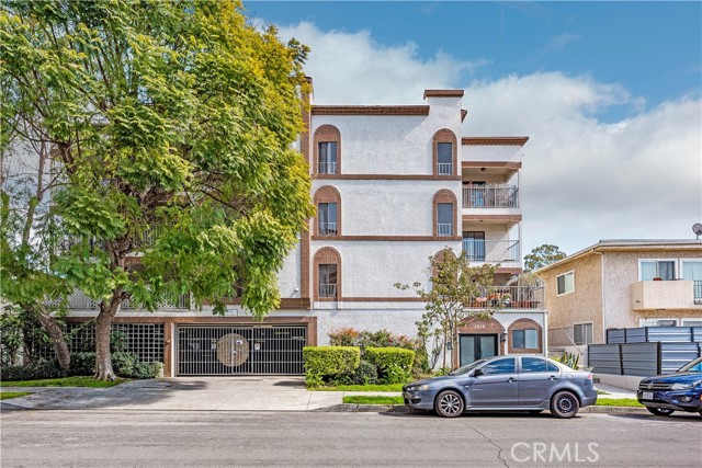 1616 Granville Avenue # 303, Los Angeles, California 90025, 2 Bedrooms Bedrooms, ,2 BathroomsBathrooms,Residential Lease,For Rent,1616 Granville Avenue # 303,CRDW24235196