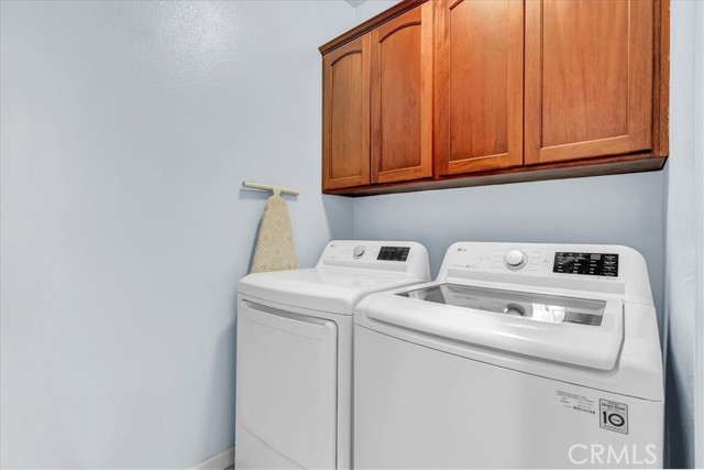 1774 Homestead Way, Lemoore CA: https://media.crmls.org/medias/0ae17559-7514-4e86-93c7-485cd3e3b334.jpg