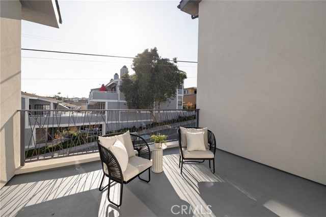 1802 Blossom Lane, Redondo Beach CA: https://media.crmls.org/medias/0ae18689-0888-4065-9c88-3570974fb0f1.jpg