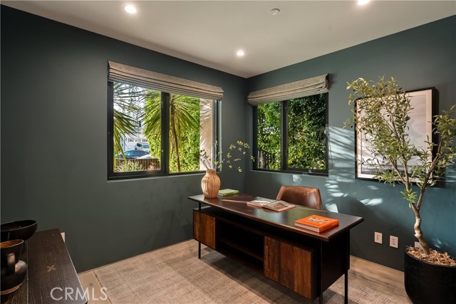 Detail Gallery Image 17 of 36 For 4242 Vantage Ave, Studio City,  CA 91604 - 5 Beds | 4/1 Baths