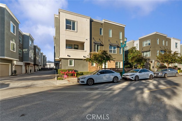 Detail Gallery Image 37 of 40 For 402 Shelby, Covina,  CA 91723 - 3 Beds | 3/1 Baths