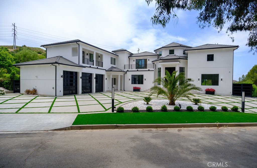 10511 Mary Bell Avenue