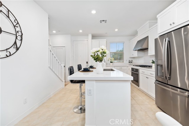 Detail Gallery Image 8 of 45 For 501 Embrook, West Covina,  CA 91791 - 4 Beds | 3 Baths